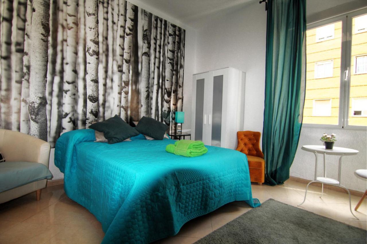 Arriola Rooms مالقة المظهر الخارجي الصورة