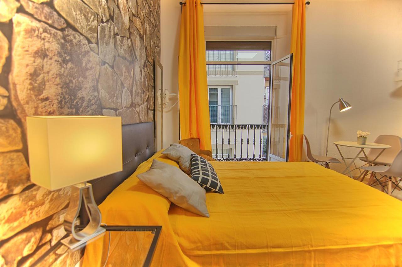 Arriola Rooms مالقة المظهر الخارجي الصورة
