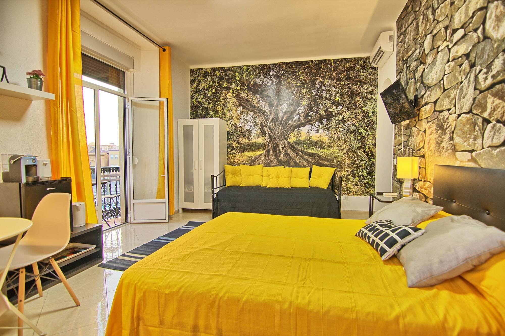 Arriola Rooms مالقة المظهر الخارجي الصورة